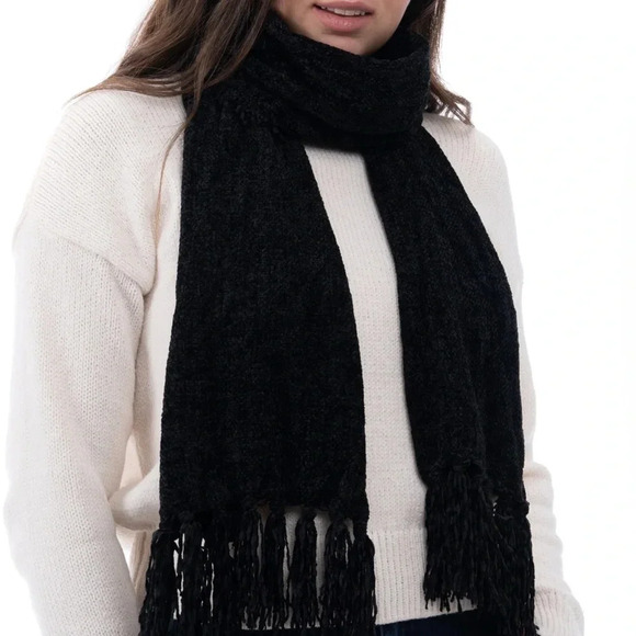 Style & Co. Accessories - NWT Style & Co
Women's Fringe-Trim Chenille Scarf Black